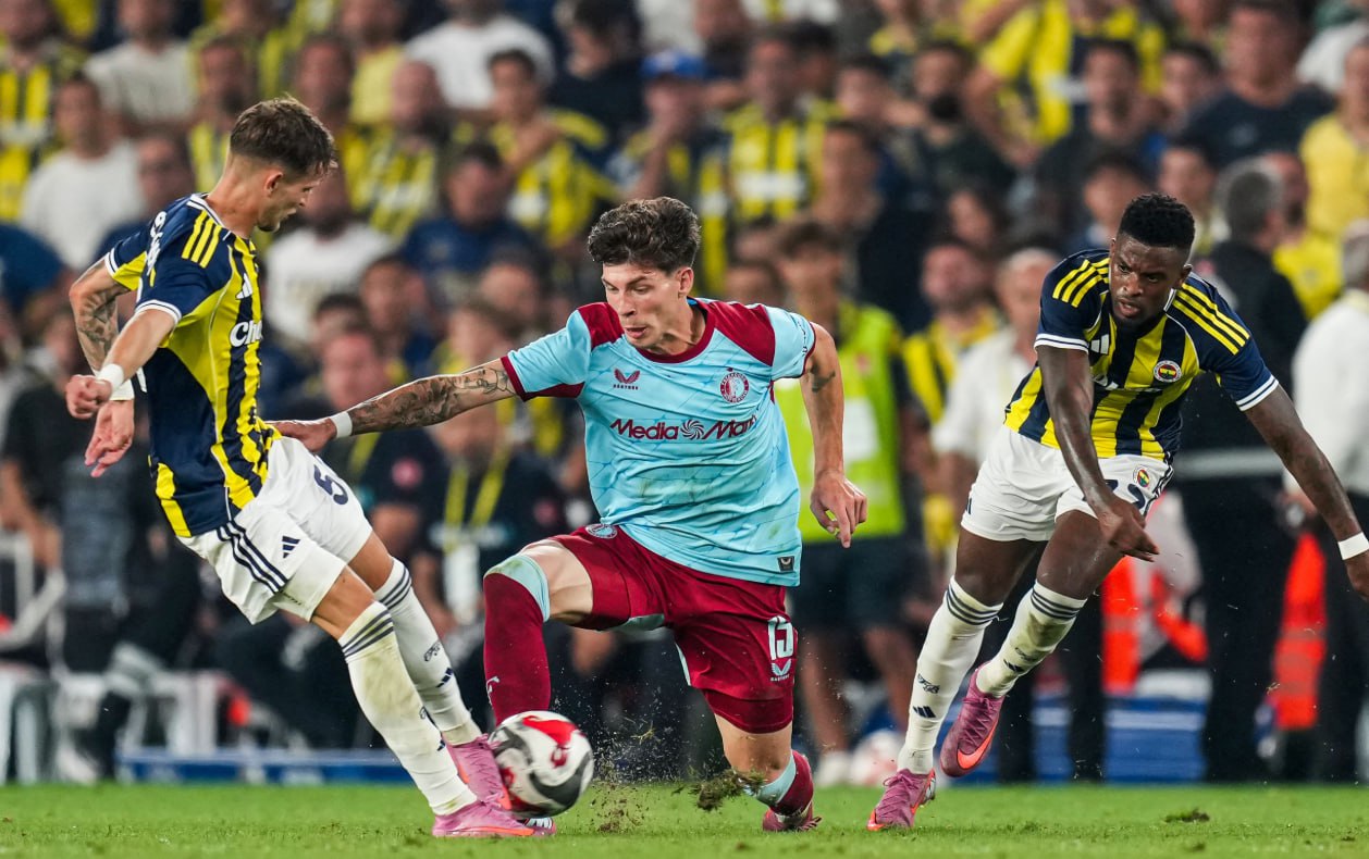 Fenerbahce vs Feyenoord (00:00 &#8211; 13/08) | Xem lại trận đấu